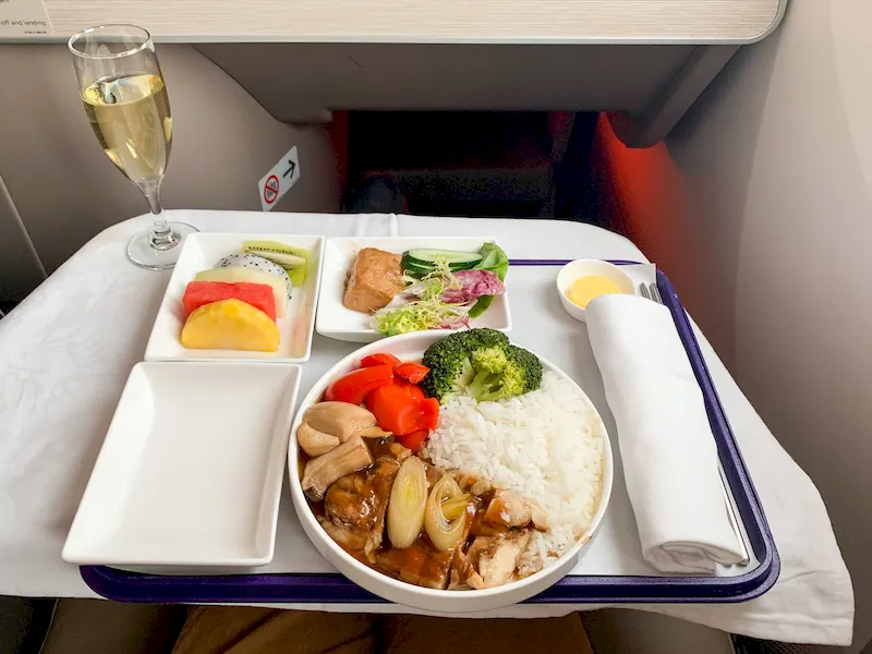 Bữa ăn hạng vé First Class hãng bay China Eastern Airlines