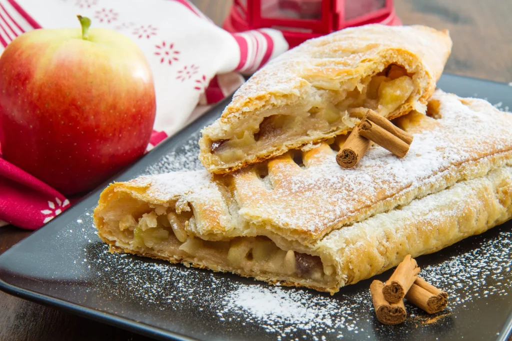 Bánh táo Apfelstrudel