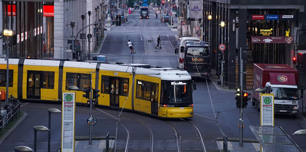 Straßenbahn phương tiện di chuyển ở Đức