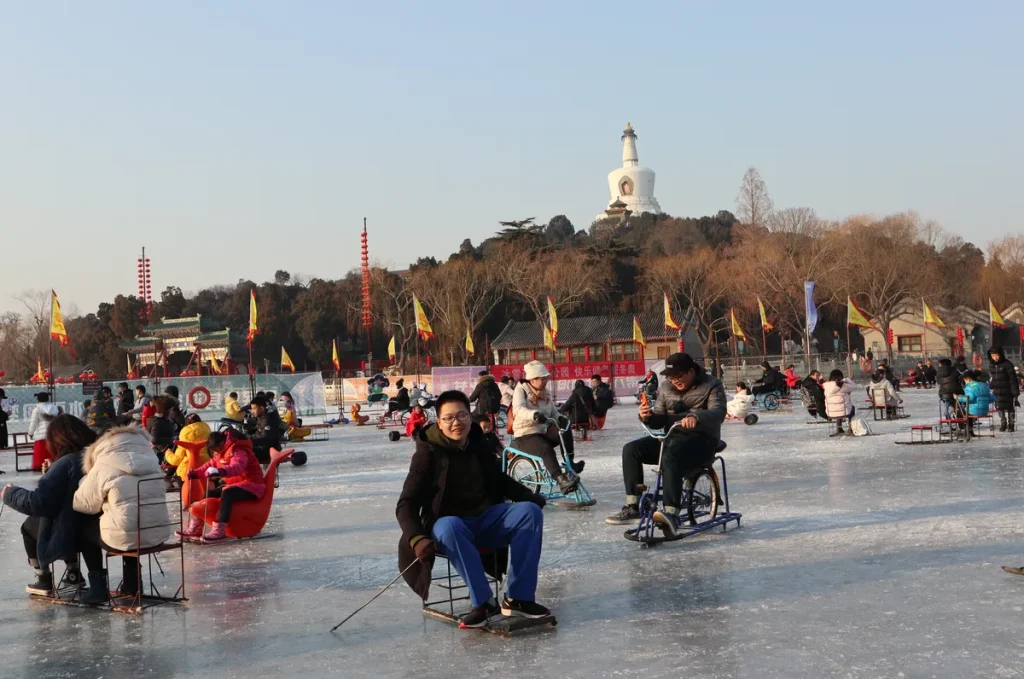 Sân băng công viên Bắc Hải