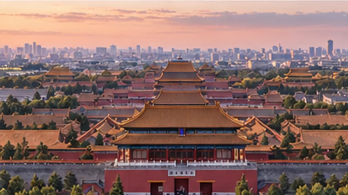 Hành khách kiểm tra mã sân bay Trung Quốc trên vé